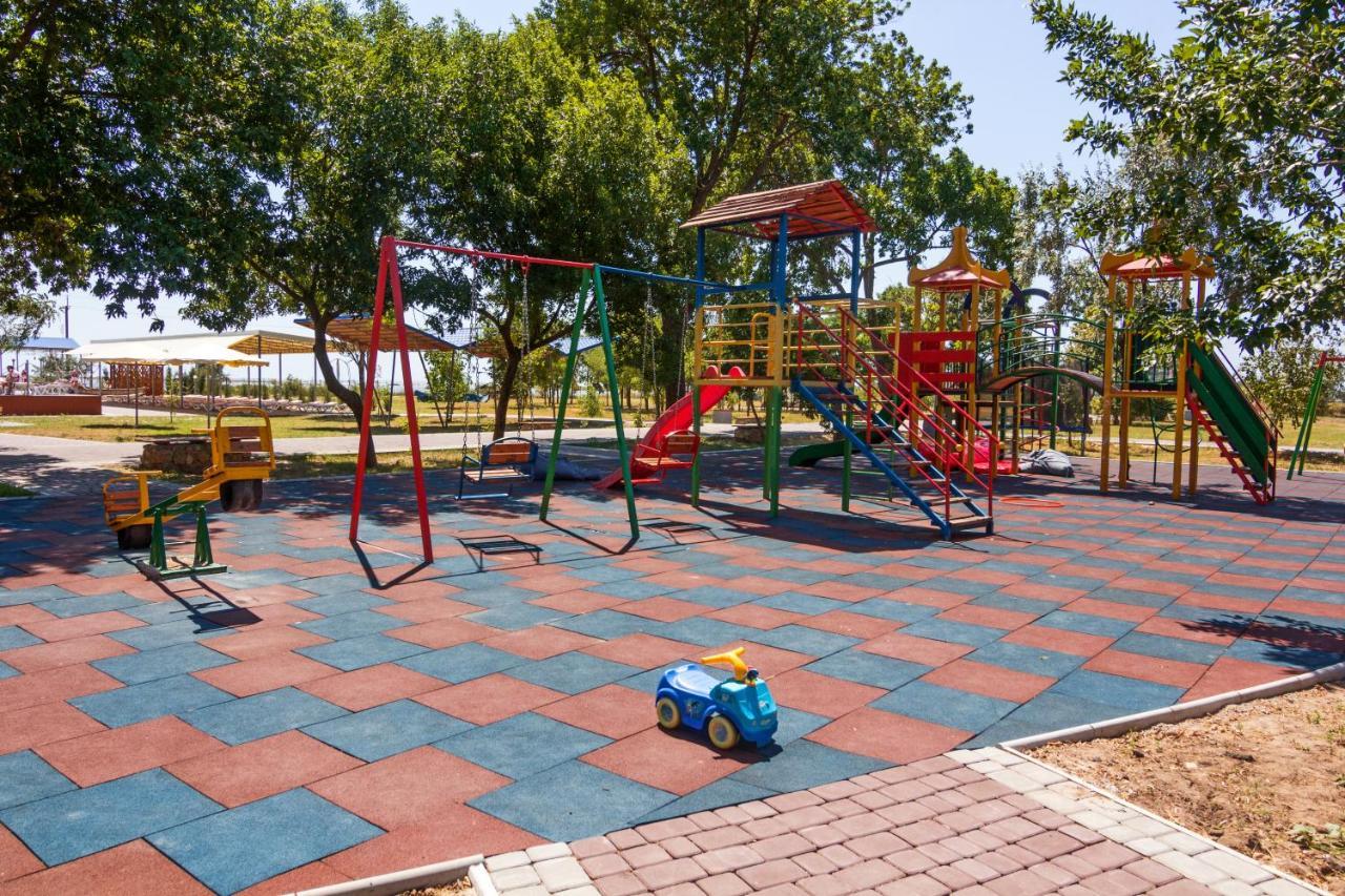 База Отдыха Причал Lazurne Exterior photo